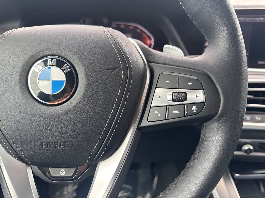 Used 2022 BMW X5 xDrive40i AWD/4WD image 29