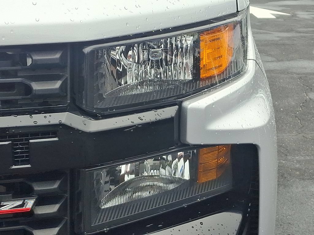 Certified 2019 Chevrolet Silverado 1500 Custom Trail Boss w/ Custom Convenience Package AWD/4WD image 9