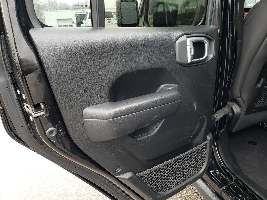 Used 2021 Jeep Wrangler Unlimited Rubicon image 29
