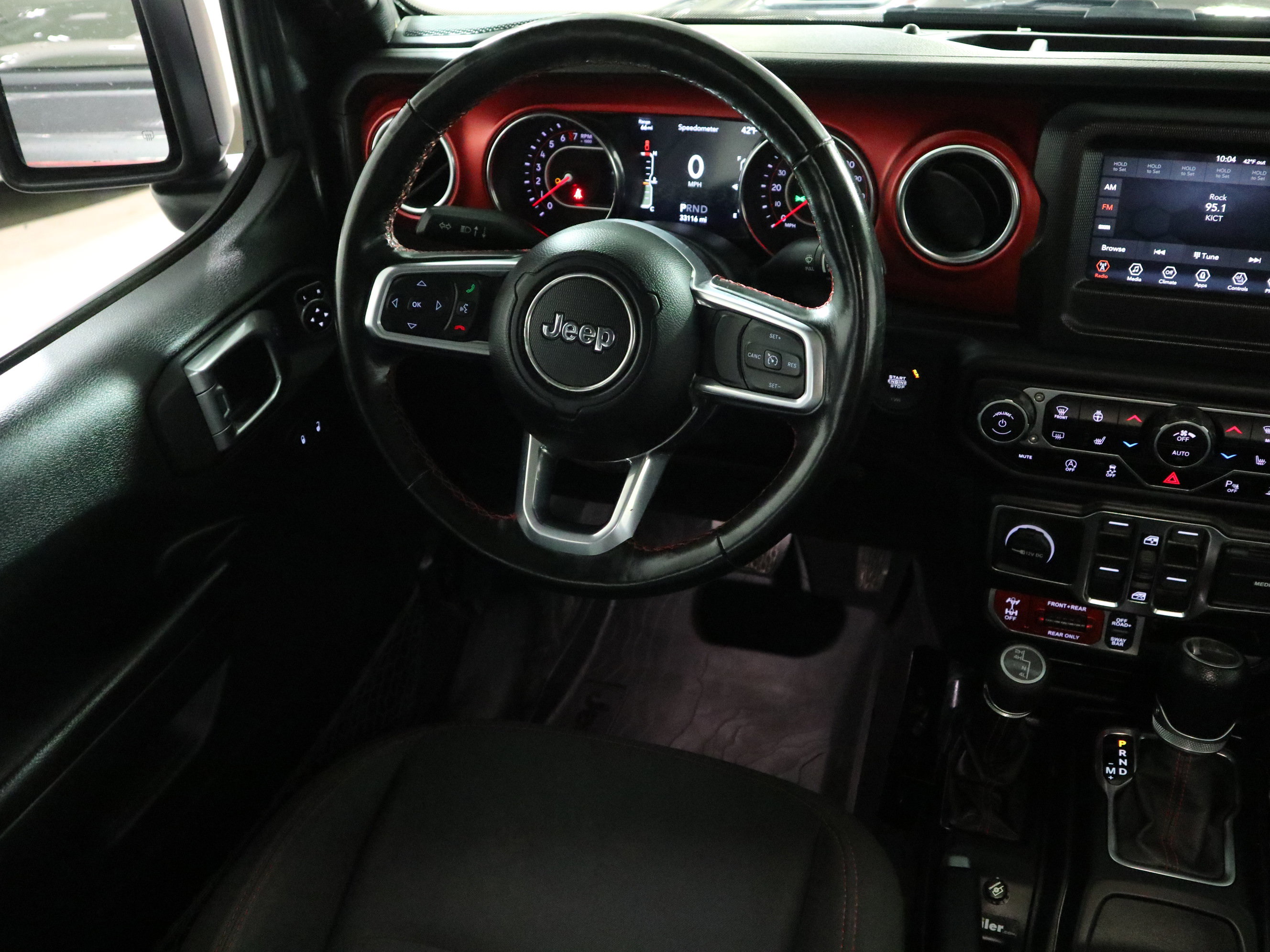 Used 2021 Jeep Gladiator Rubicon w/ Cold Weather Group image 16