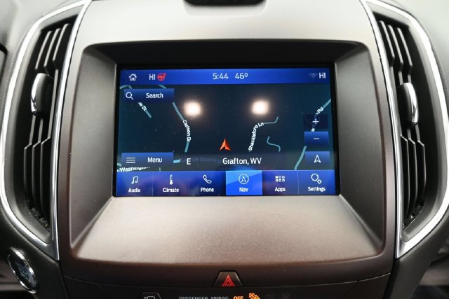 Used 2020 Ford Edge Titanium w/ Equipment Group 301A AWD/4WD image 20