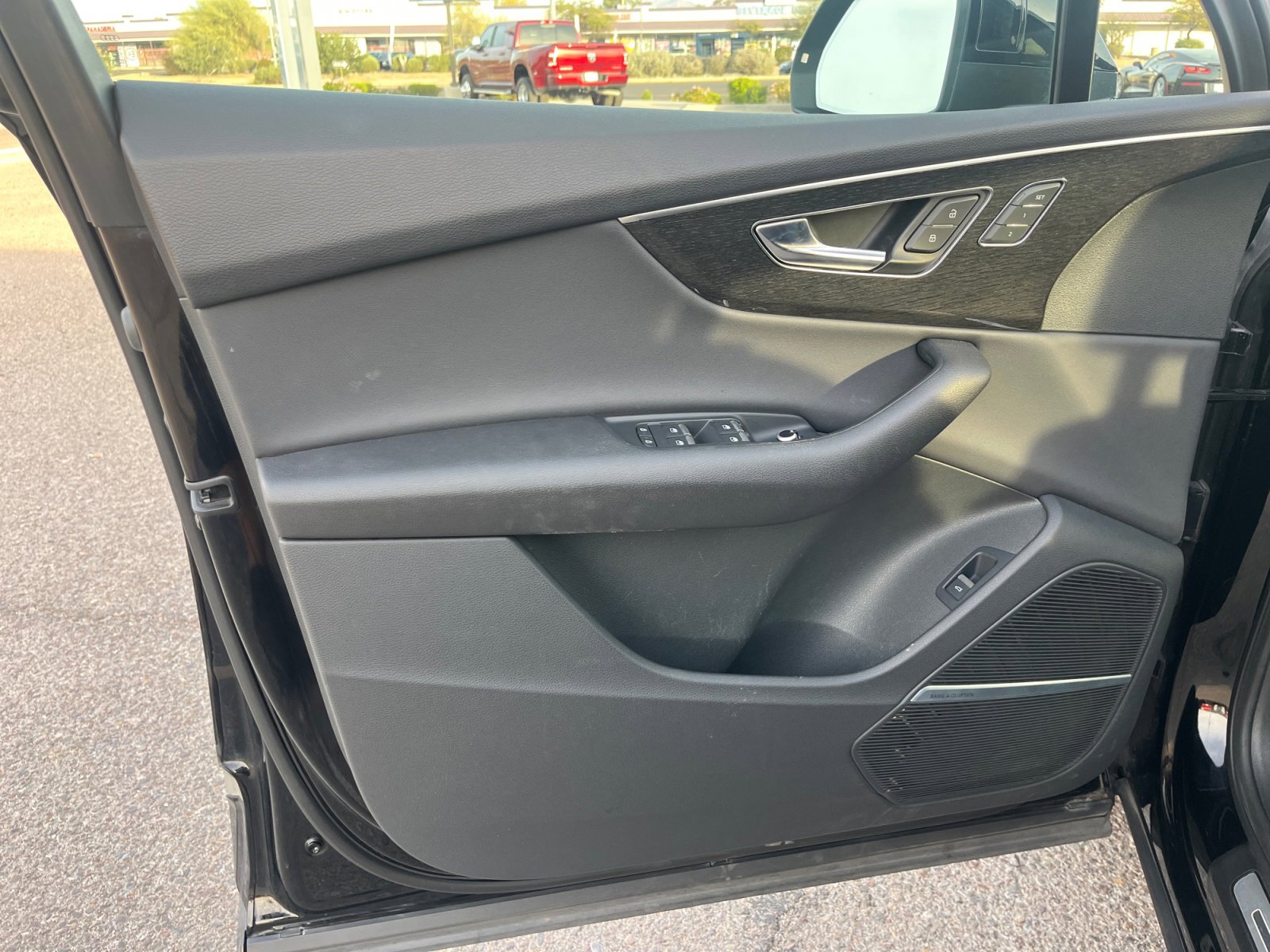 Used 2021 Audi Q7 3.0T Premium Plus image 13