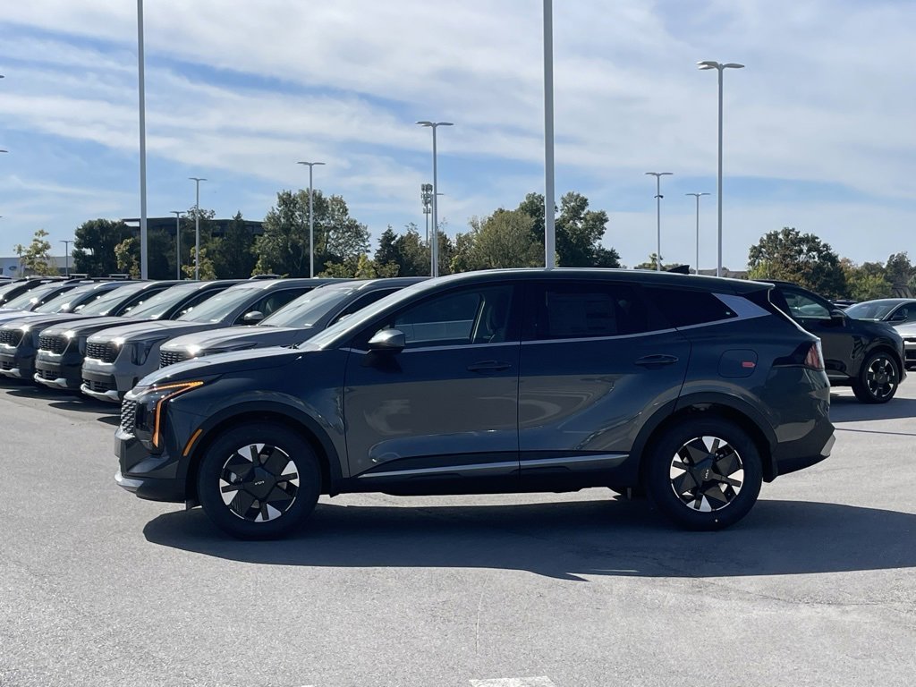 New 2026 Kia Sportage LX image 4