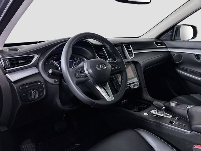 Used 2020 INFINITI QX50 Luxe w/ Cargo Package AWD/4WD image 9