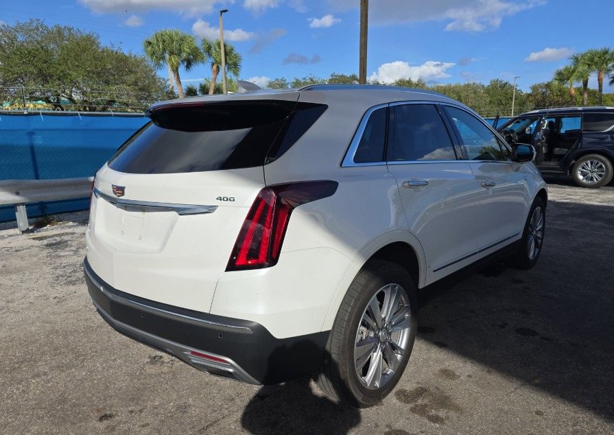 Used 2024 Cadillac XT5 Premium Luxury image 4