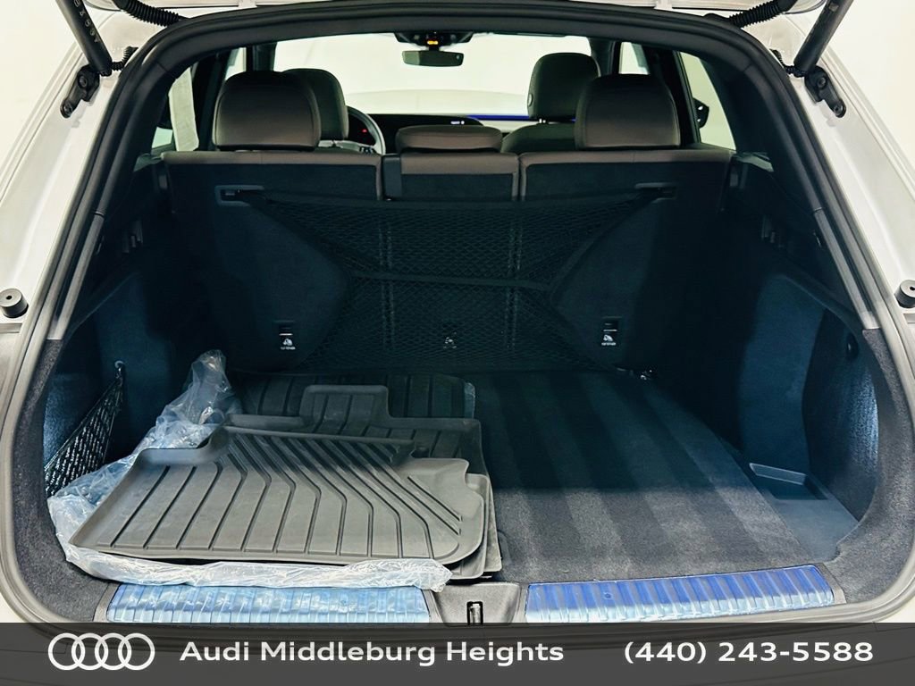 Certified 2025 Audi Q5 Premium w/ Convenience Package image 29