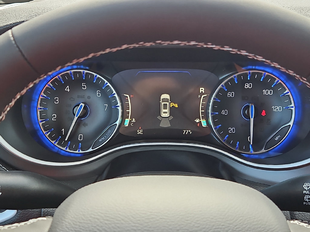 New 2027 Chrysler Pacifica Select FWD image 18