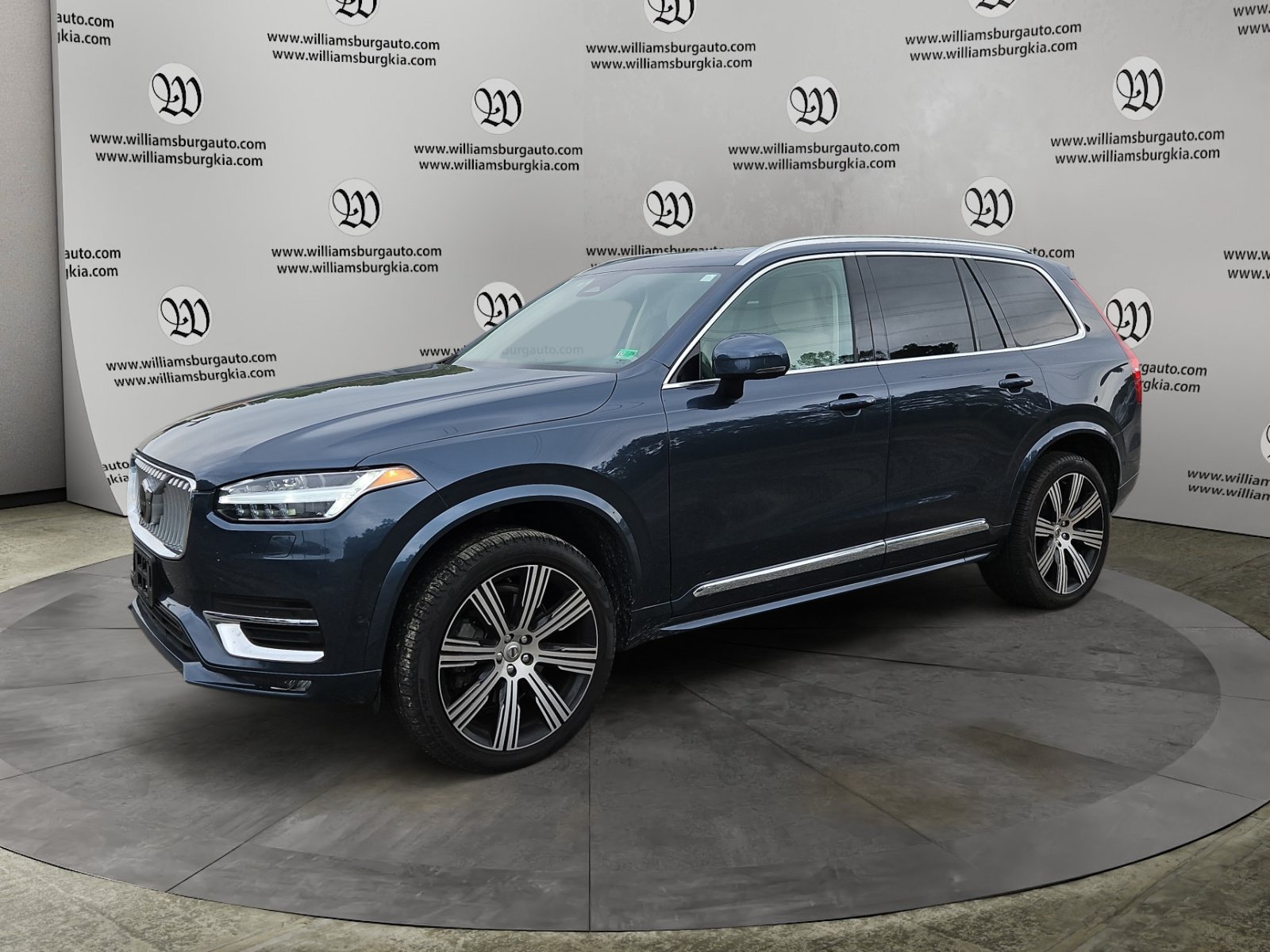 Used 2025 Volvo XC90 B6 Plus w/ Protection Package Premier