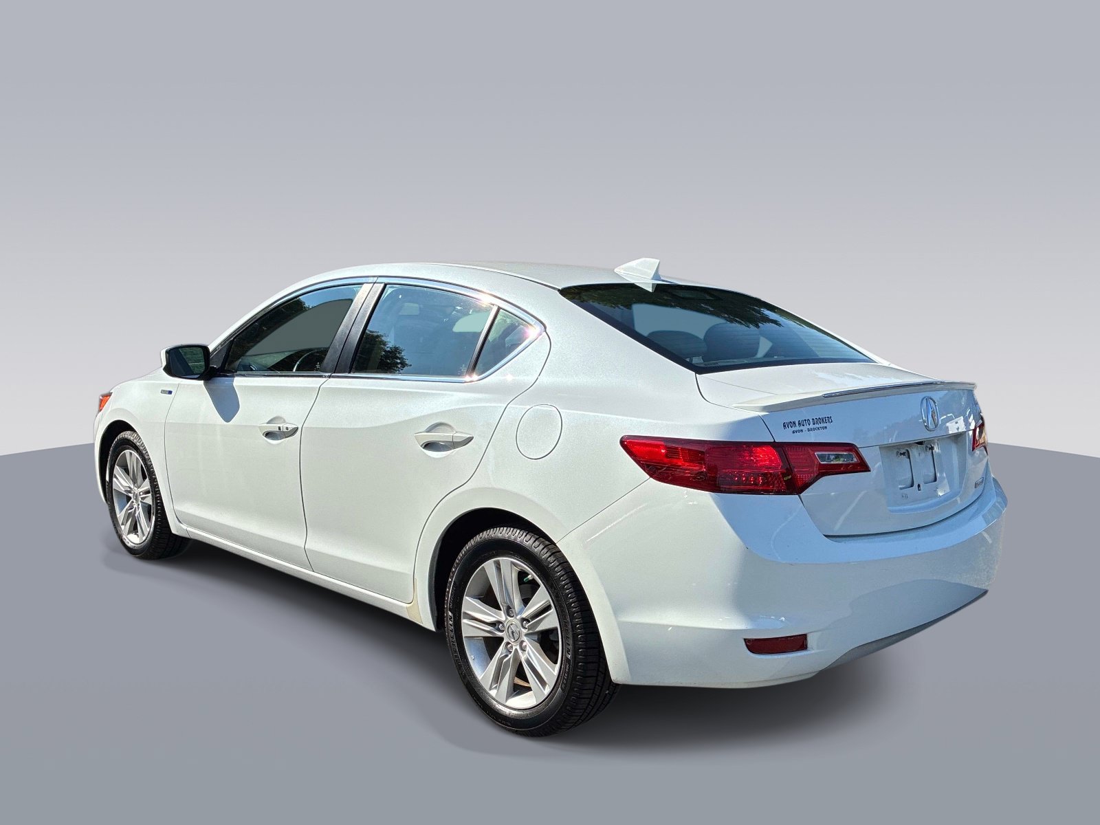 Used 2014 Acura ILX Hybrid w/ Technology Package FWD image 5