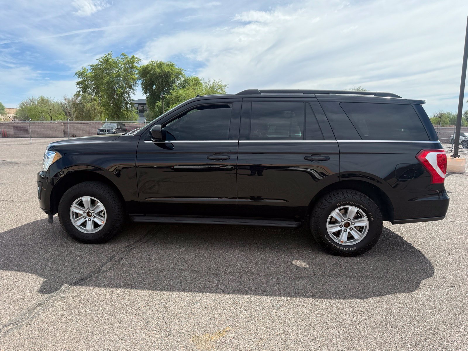 Used 2020 Ford Expedition XL AWD/4WD image 8