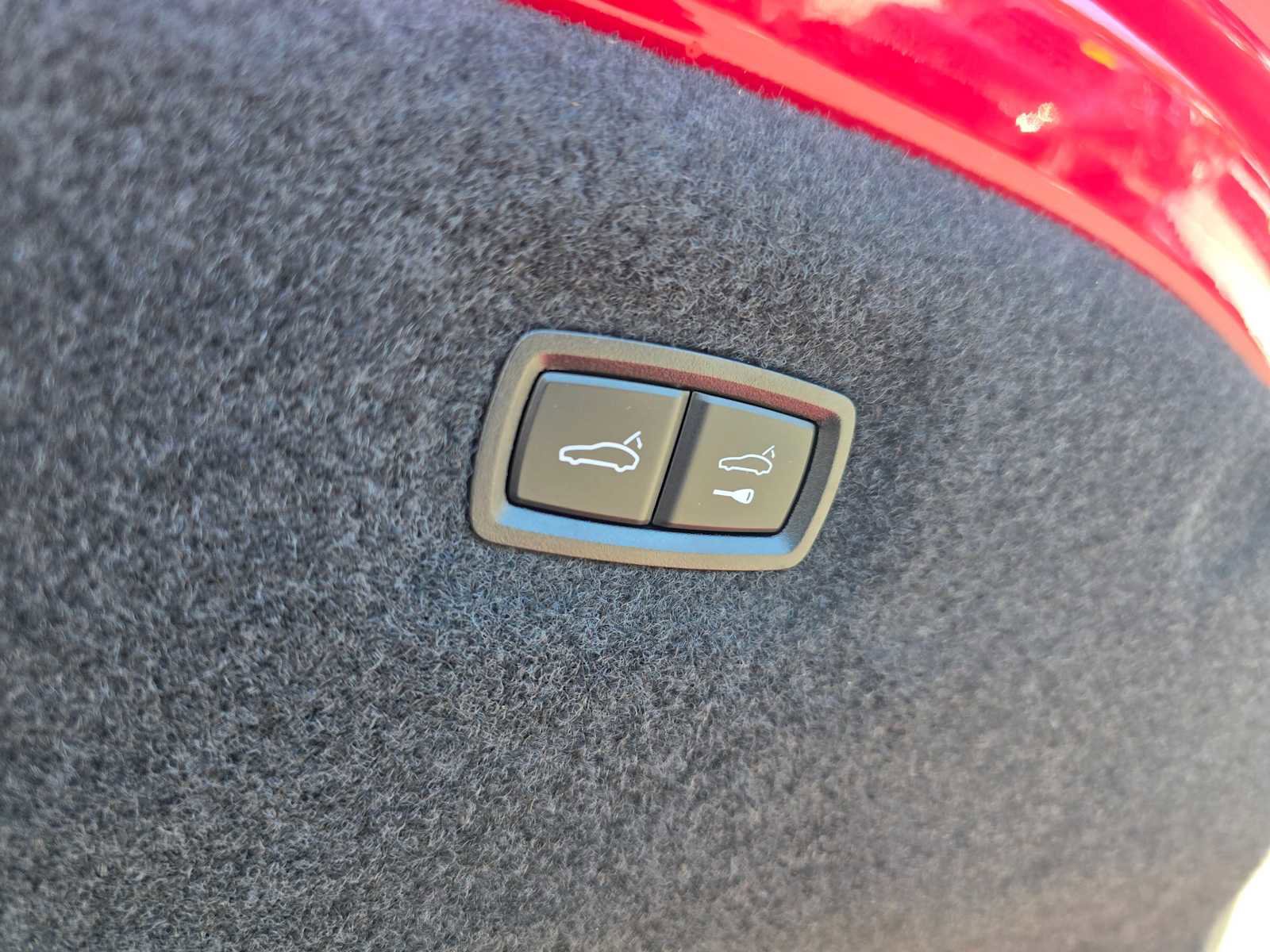 Used 2024 Porsche Taycan Turbo image 19