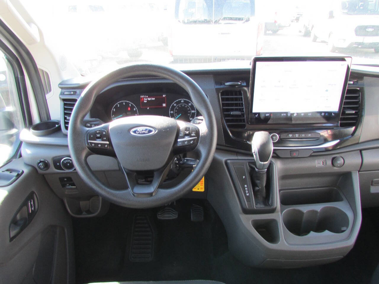 Used 2023 Ford Transit 350 XLT image 18