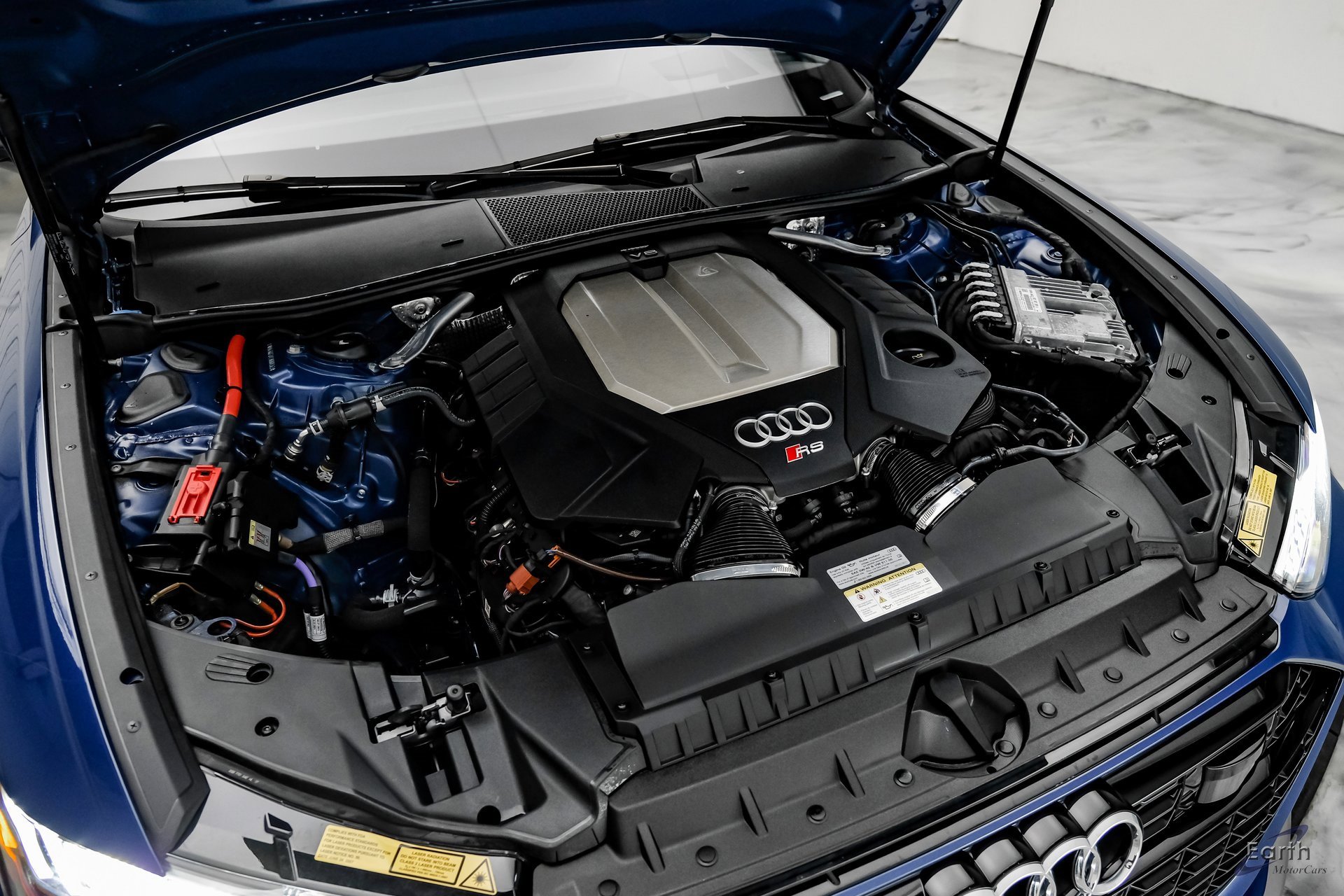 Used 2025 Audi RS 6 performance image 95