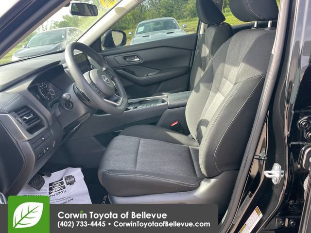 Used 2024 Nissan Rogue SV FWD image 17
