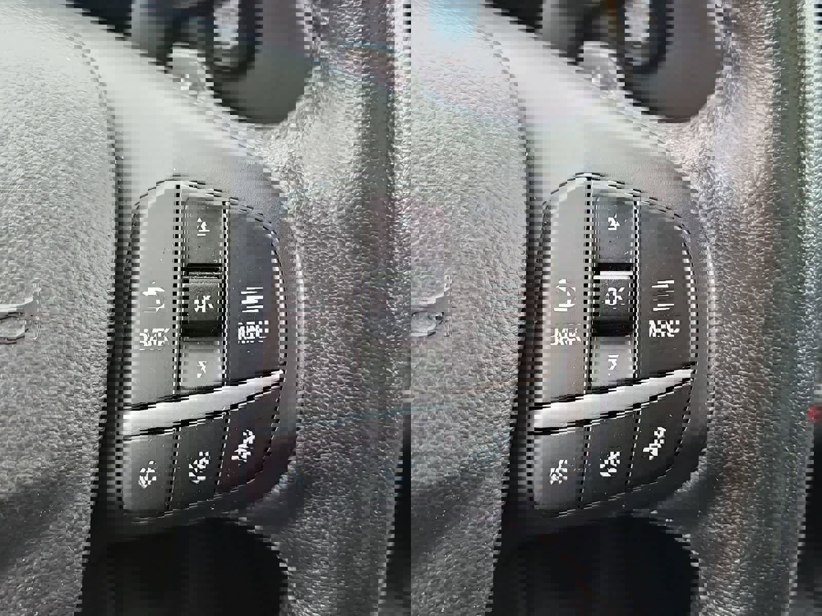 Used 2020 Ford Escape Titanium image 24