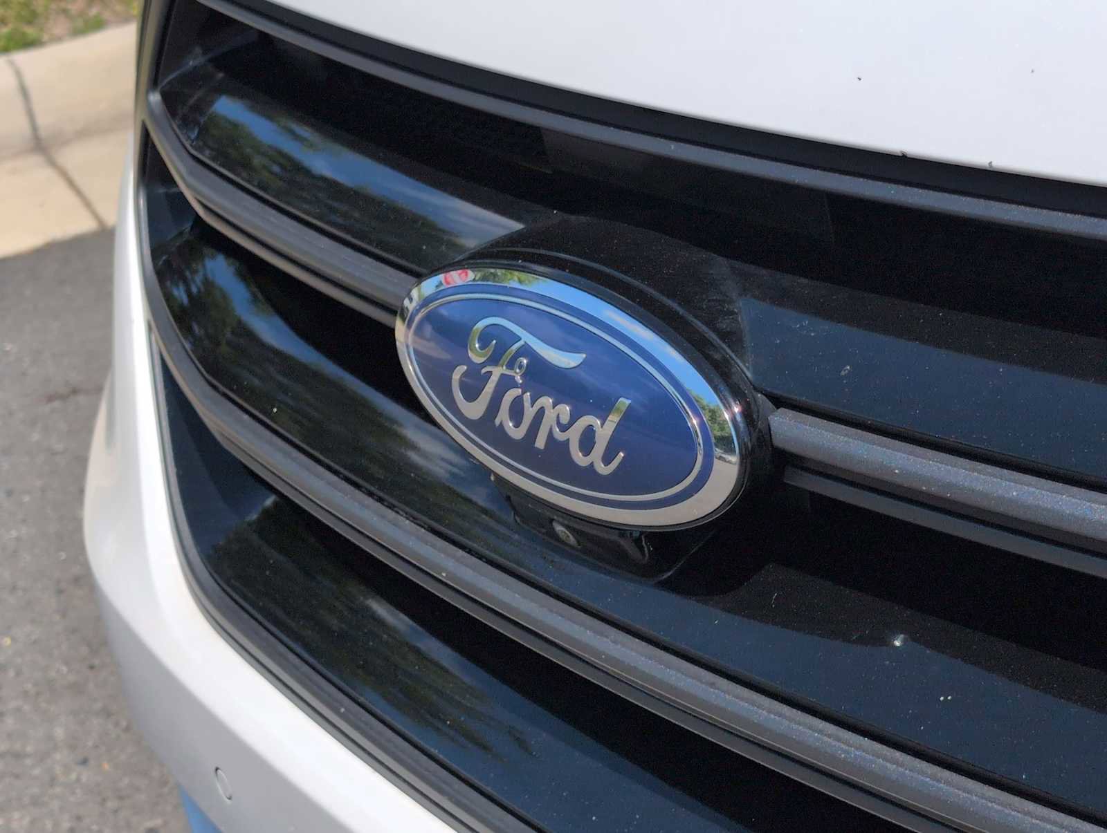 Used 2016 Ford Edge Sport w/ Equipment Group 401A AWD/4WD image 12