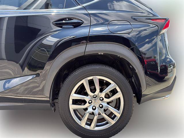 Used 2016 Lexus NX 200t FWD w/ Premium Package image 5