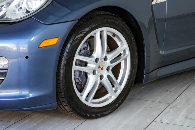 Used 2012 Porsche Panamera 4 image 58