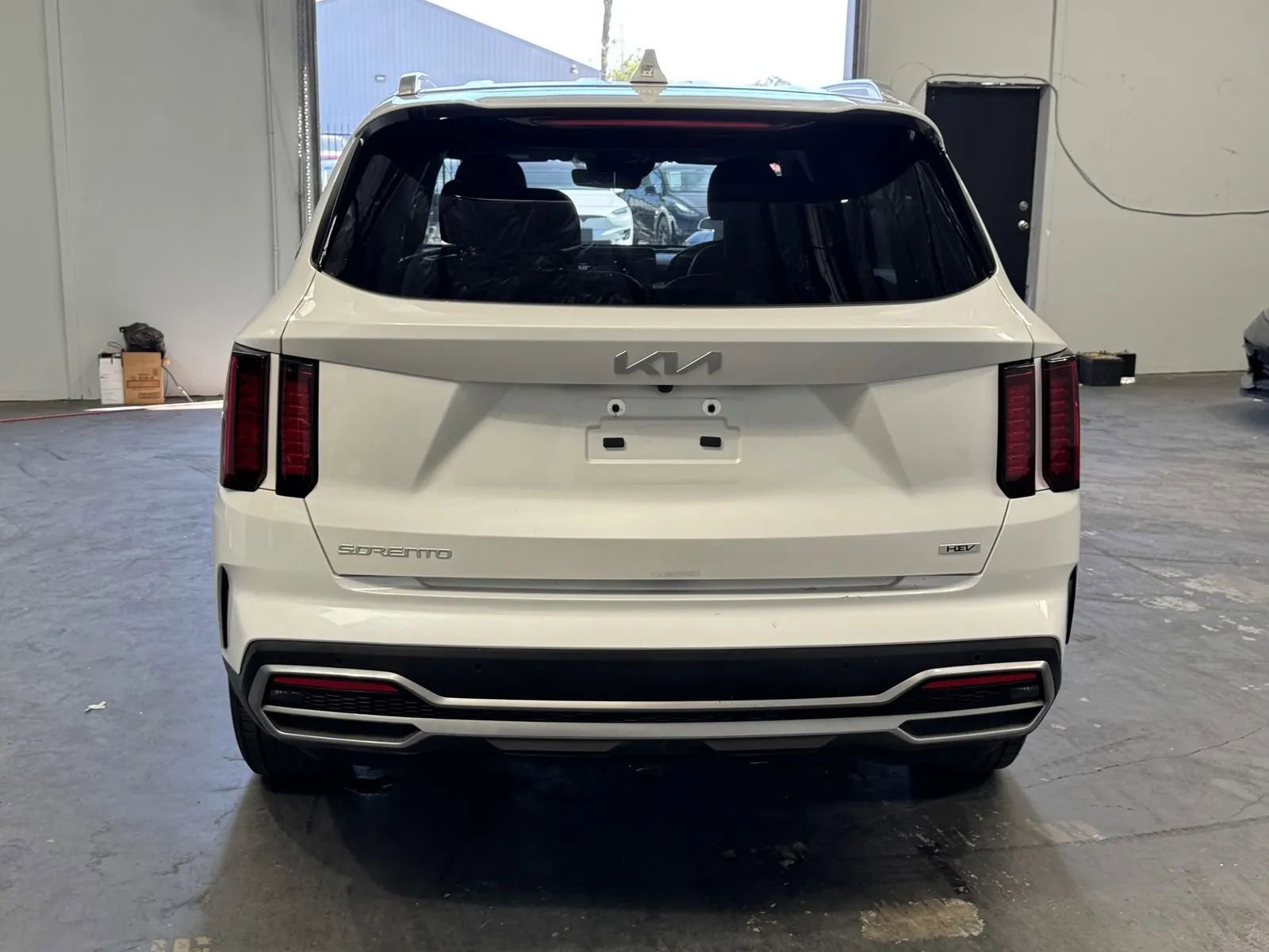 Used 2023 Kia Sorento EX image 3