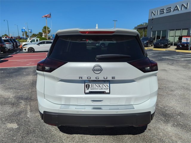 New 2026 Nissan Rogue SV image 6