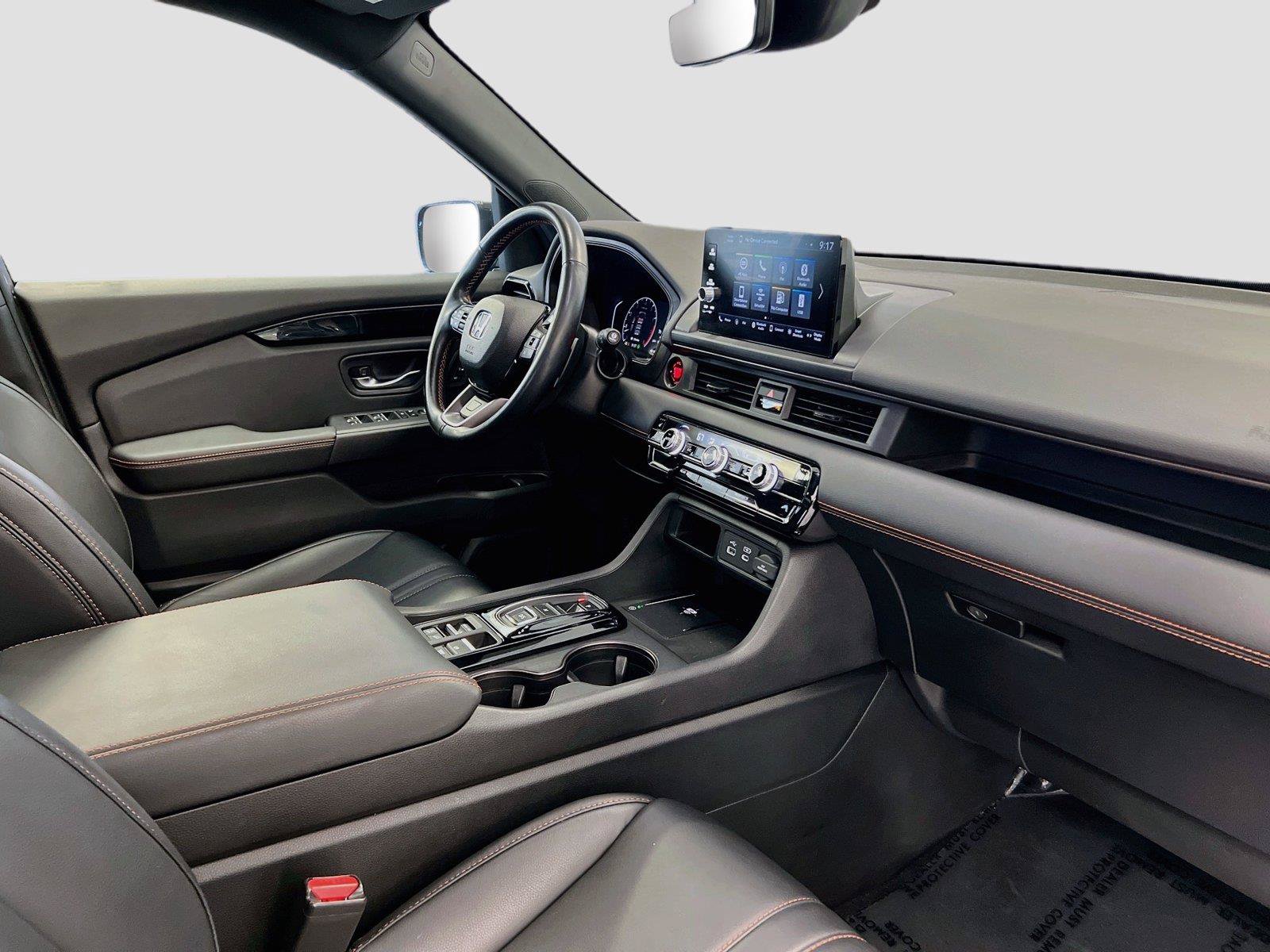 Certified 2025 Honda Pilot TrailSport image 29