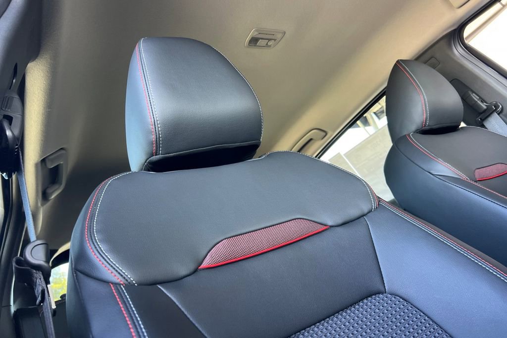 New 2025 Nissan Kicks SR w/ Illumination Package image 14