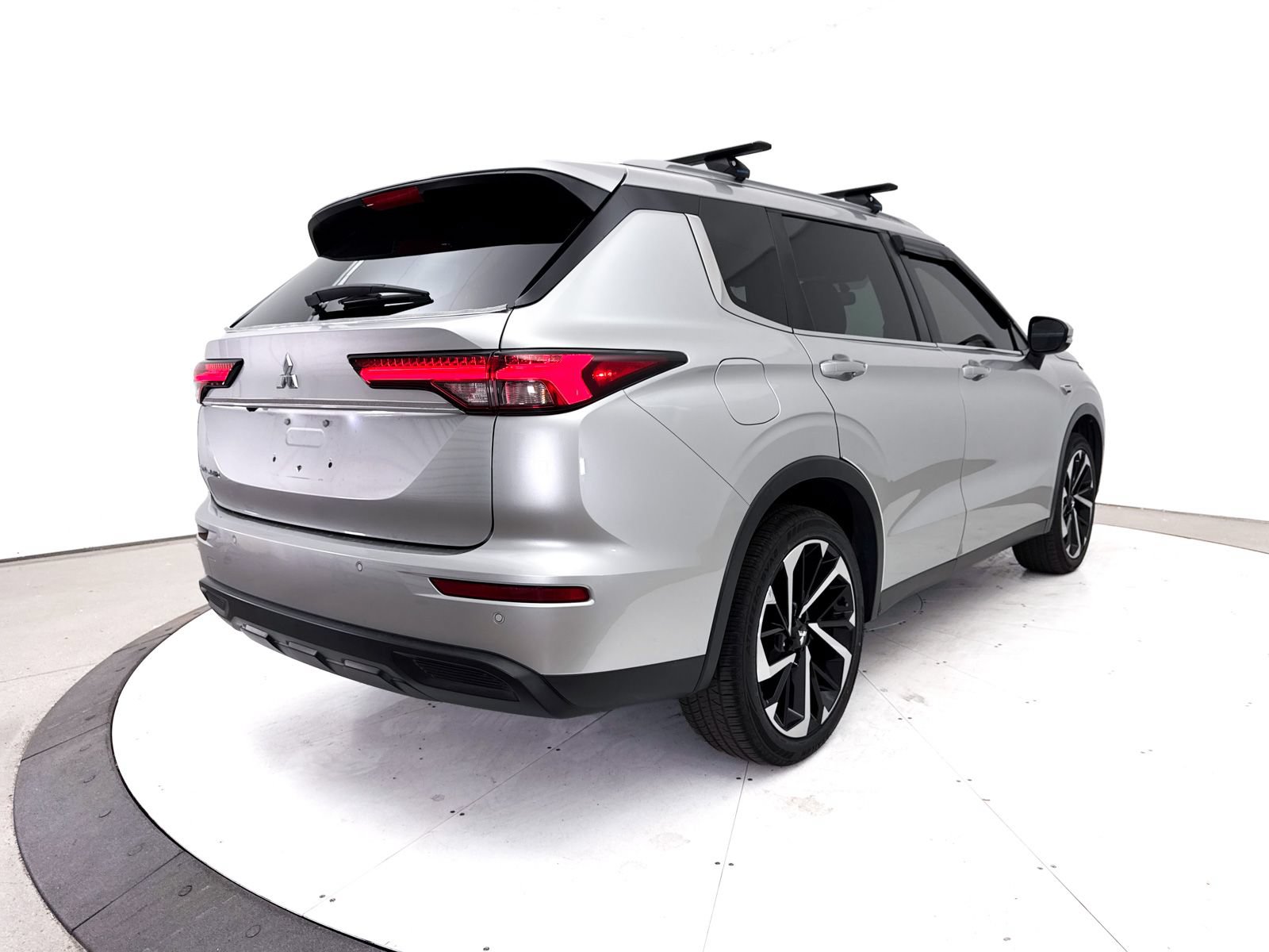 Used 2022 Mitsubishi Outlander ES FWD image 12