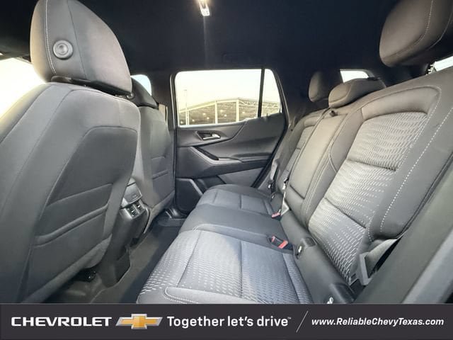 Used 2025 Chevrolet Equinox LT FWD image 28