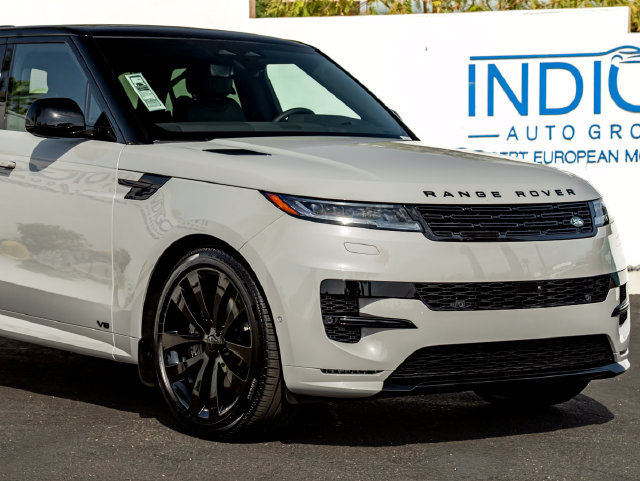 New 2026 Land Rover Range Rover Sport Dynamic SE AWD/4WD image 5