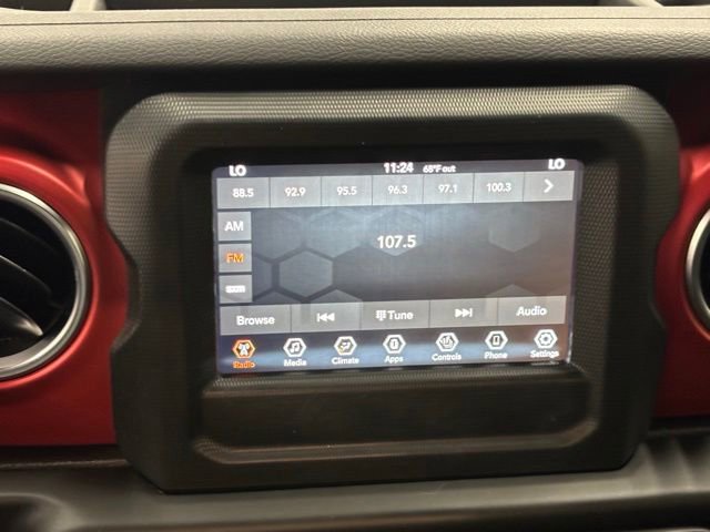Used 2021 Jeep Wrangler Unlimited Rubicon w/ Cold Weather Group AWD/4WD image 25