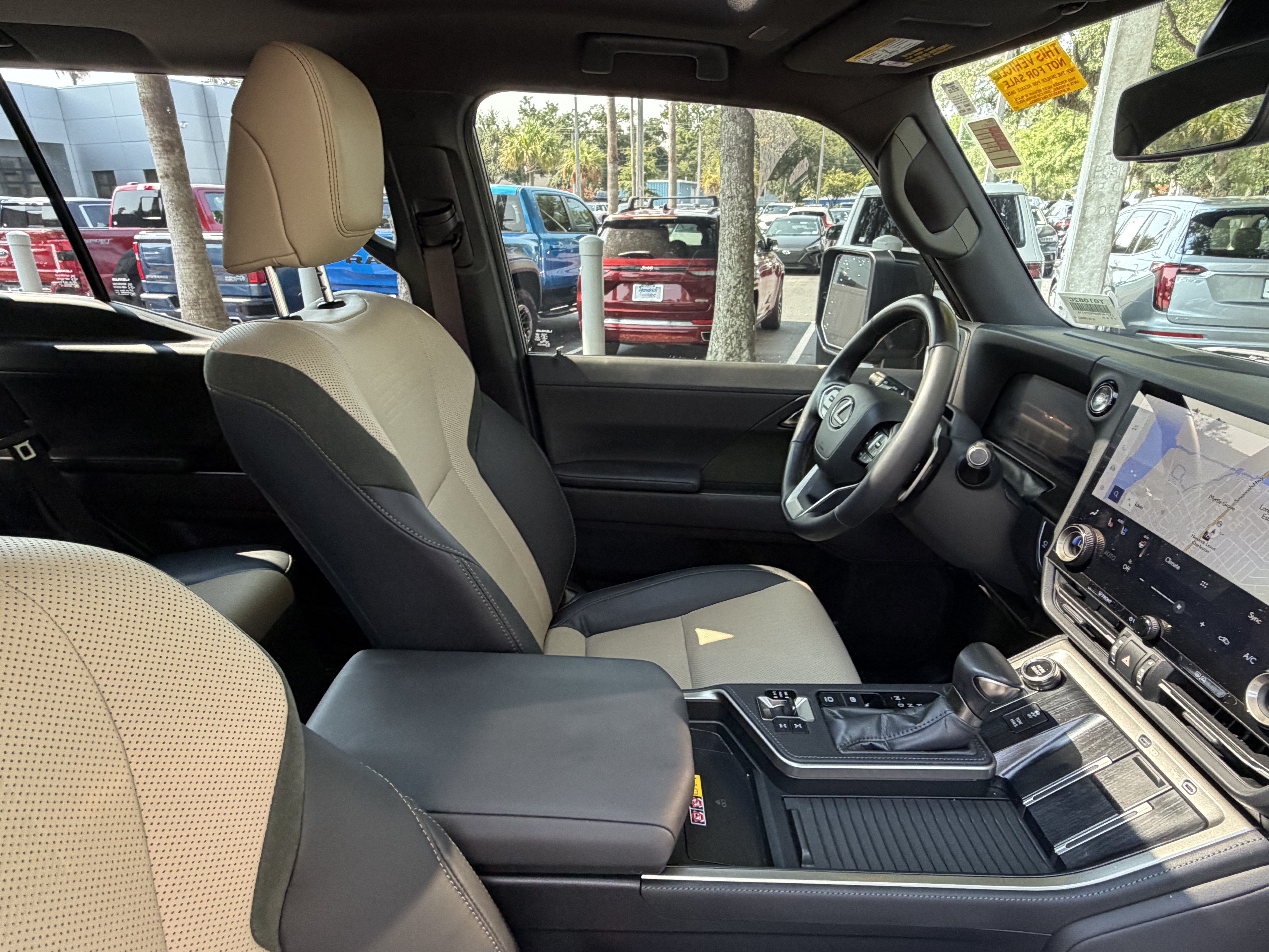 Certified 2025 Lexus GX 550 AWD/4WD image 46