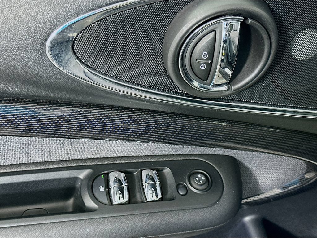 Used 2016 MINI Cooper Clubman S FWD image 16