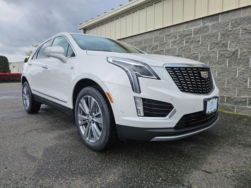 New 2026 Cadillac XT5 Premium Luxury w/ LPO, Floor Liner Package AWD/4WD image 13