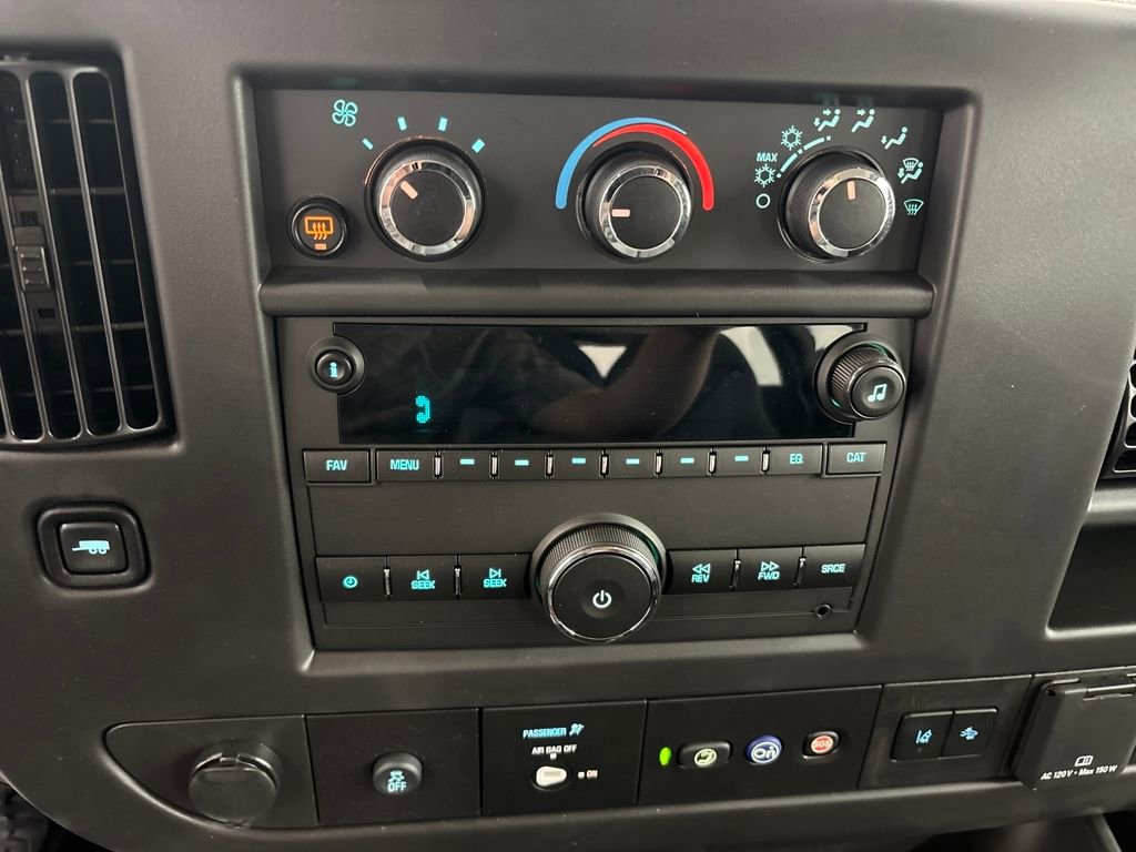 New 2024 Chevrolet Express 3500 Extended RWD image 18