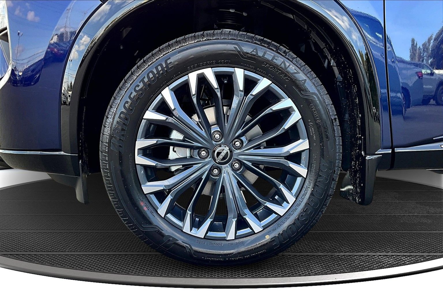 New 2026 Nissan Rogue Platinum image 13