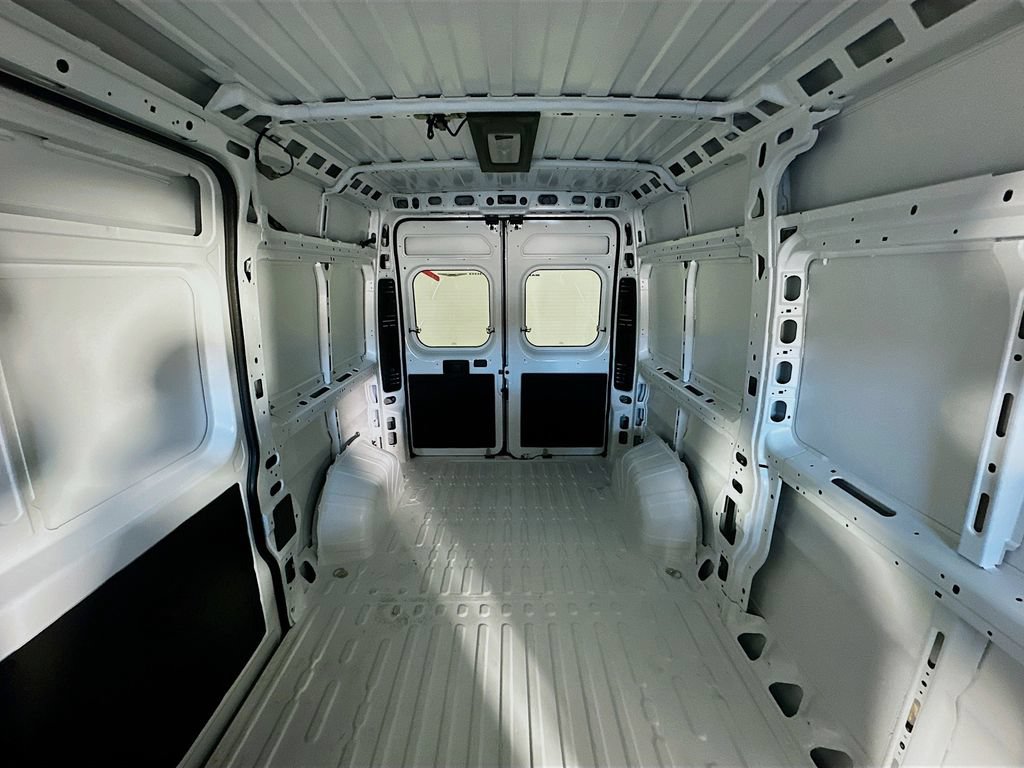 New 2026 RAM ProMaster 3500 w/ Premium Convenience Group FWD image 10