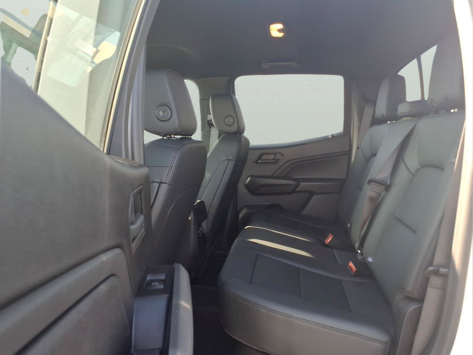 New 2026 Chevrolet Colorado W/T w/ WT Custom Package AWD/4WD image 9