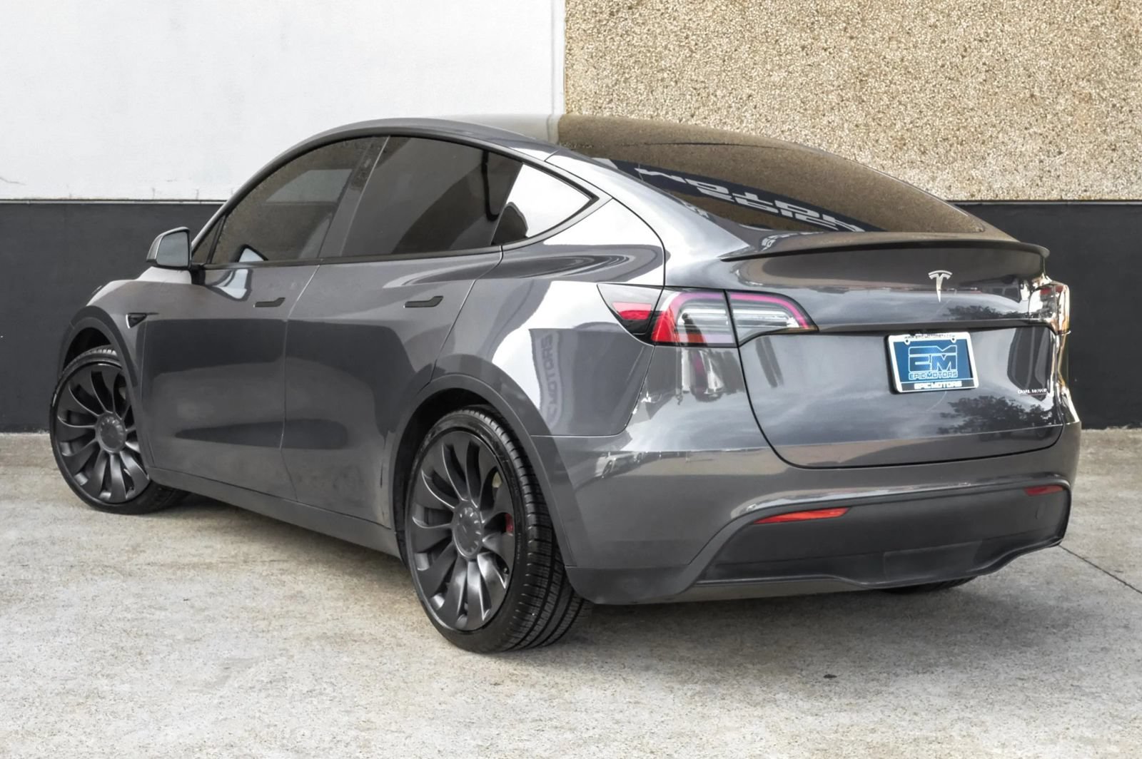 Used 2023 Tesla Model Y Long Range AWD/4WD image 10