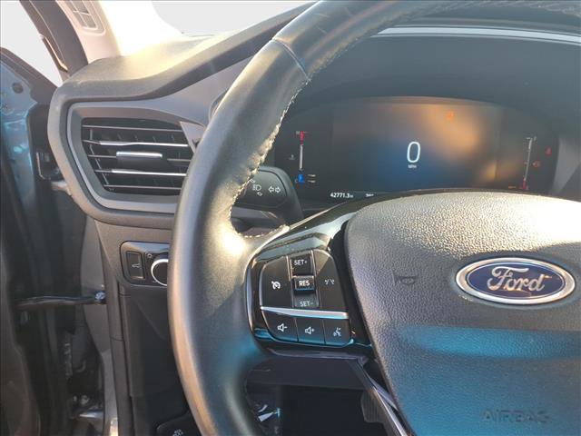 Used 2023 Ford Escape Active AWD/4WD image 25