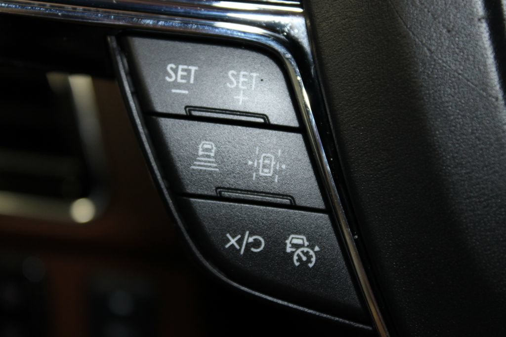 Used 2024 Lincoln Navigator L Reserve AWD/4WD image 47