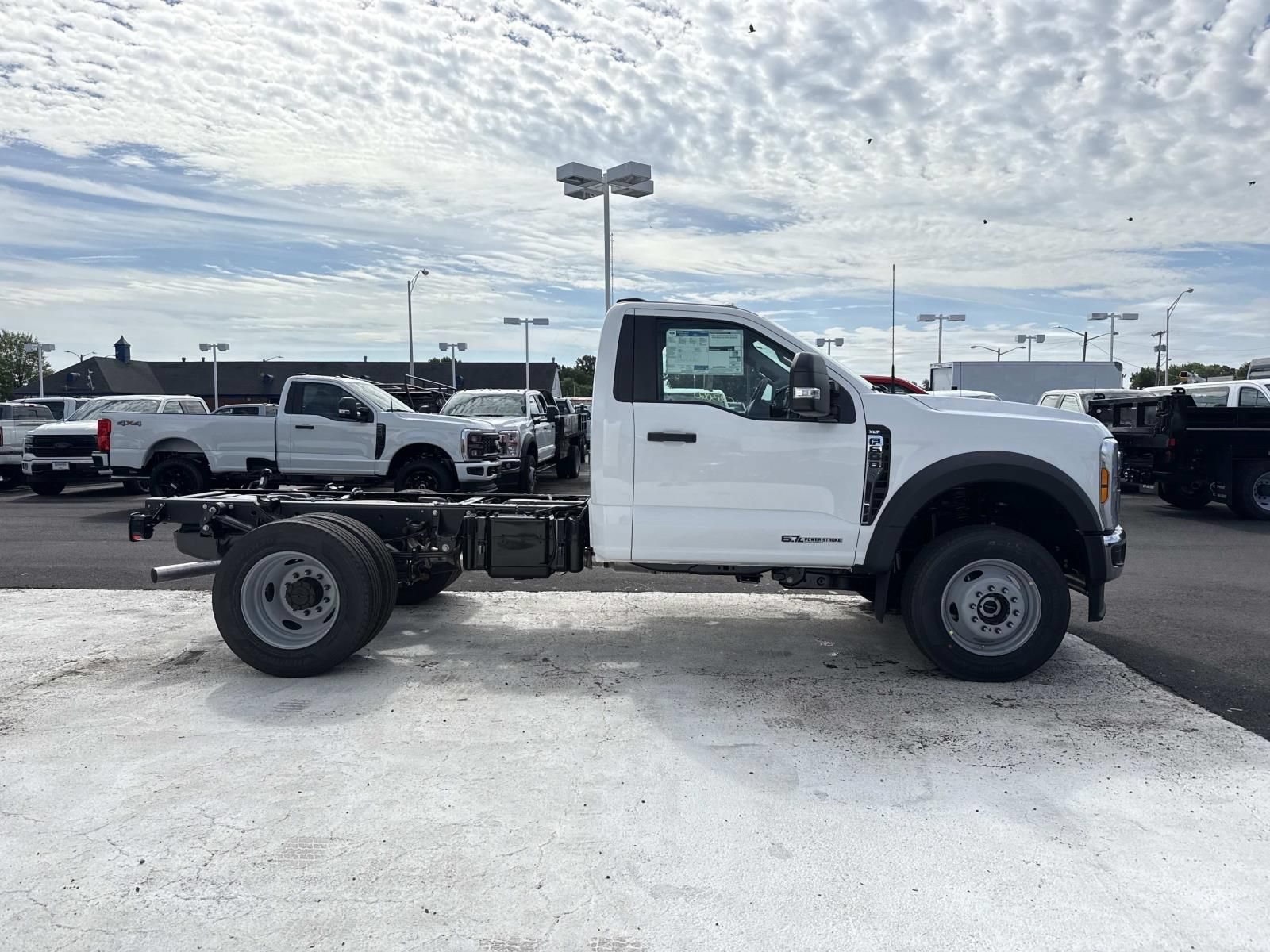 New 2026 Ford F600 4x4 Regular Cab Super Duty w/ XLT Value Package image 2