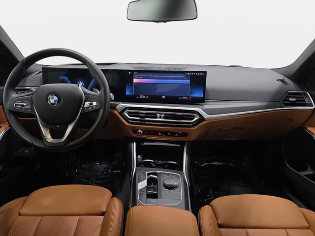 Used 2023 BMW 330i xDrive Sedan w/ Premium Package AWD/4WD image 9