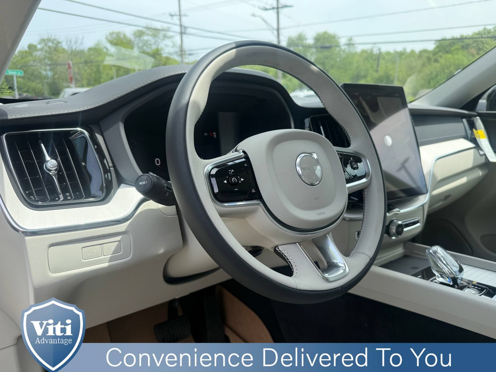 New 2026 Volvo XC60 T8 Ultra w/ Protection Package Premier AWD/4WD image 12