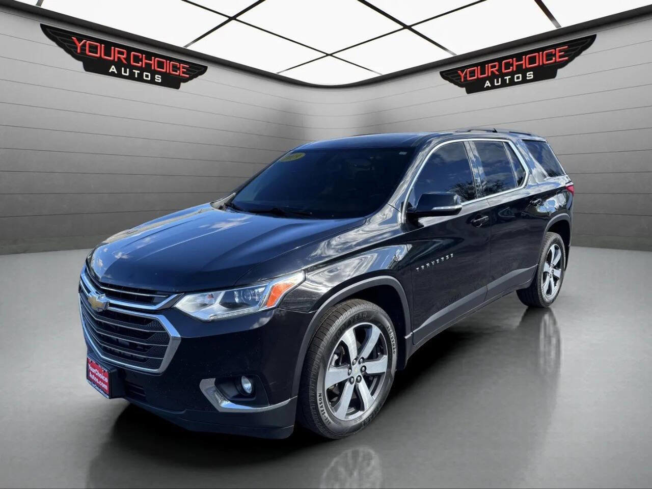 Used 2019 Chevrolet Traverse LT w/ LT Premium Package image 1