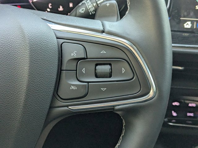 Used 2023 Buick Envision Essence image 5