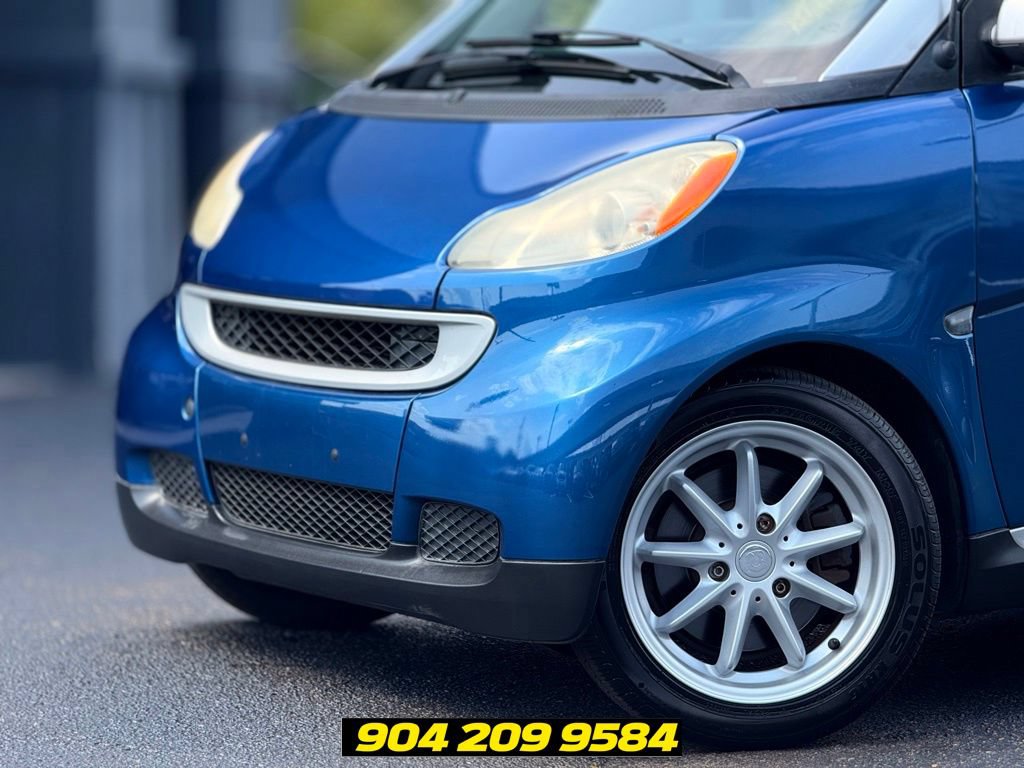 Used 2008 smart fortwo pure RWD image 2