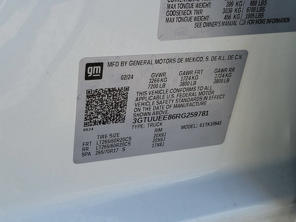 Used 2024 GMC Sierra 1500 AT4 w/ Technology Package AWD/4WD image 27