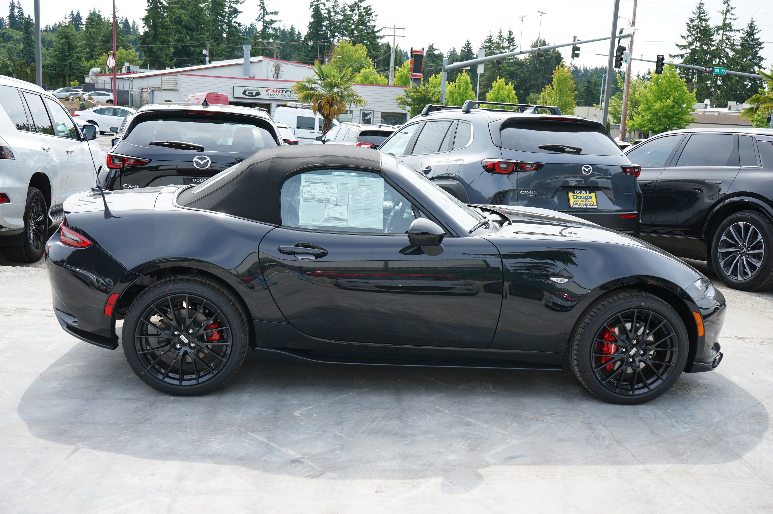 New 2025 MAZDA MX-5 Miata Club w/ Brembo/BBS Recaro Package image 4