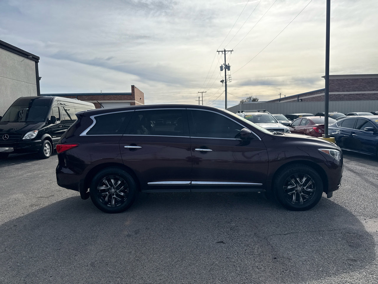 Used 2013 INFINITI JX35 AWD w/ Premium Pkg image 5