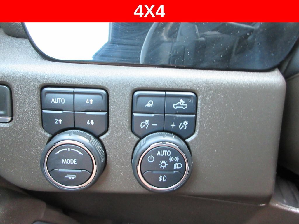Certified 2023 Chevrolet Silverado 1500 LTZ w/ LTZ Premium Package AWD/4WD image 33